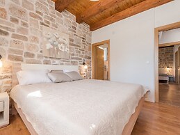 Modern Villa in Sukosan With Private Swimming Pool