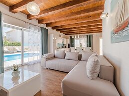 Modern Villa in Sukosan With Private Swimming Pool