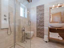 Modern Villa in Sukosan With Private Swimming Pool