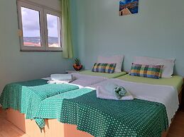 Apartment in Kastel Stafilic Near the sea