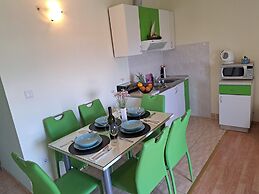 Apartment in Kastel Stafilic Near the sea