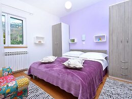 Attractive Villa in Kastel Luksic on Mount Kozjak