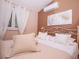 Cozy Holiday Home in Podgora