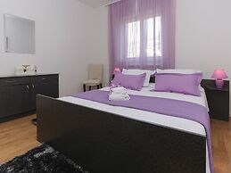 Apartment in Katel Gomilica Near Beach