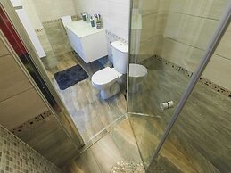 Cosy Holiday Home in Policnik With Pool