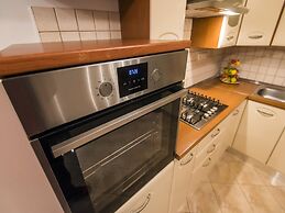 Cosy Holiday Home in Policnik With Pool