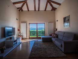 Charming Villa With Private Pool