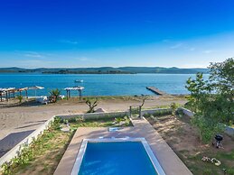 Swanky Villa in Turanj With Private Swimming Pool