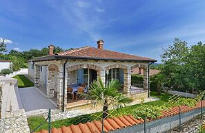 Authentic Holiday Home With Private Pool & Covered Terrace