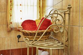 Authentic Holiday Home With Private Pool & Covered Terrace