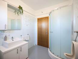 Charming Holiday Home in Prkos With Swimming Pool