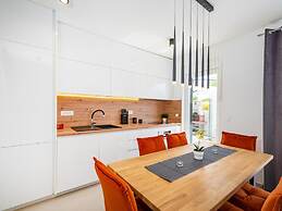 Villa in Zaton With Swimming Pool