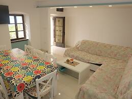 Spacious Holiday Home With Terrace & Great Sea View