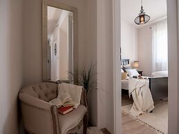 Luxury Villa Lelu With Heated Saltwater Pool, Parking, High Speed Inte