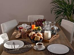 Luxury Villa Lelu With Heated Saltwater Pool, Parking, High Speed Inte