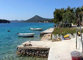 Apartment in Molat With sea View