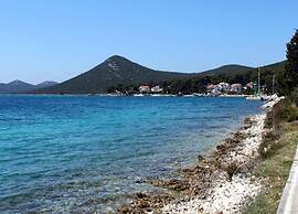 Apartment in Molat With sea View
