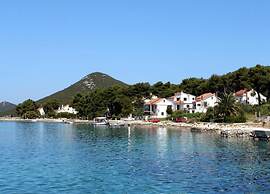 Apartment in Molat With sea View