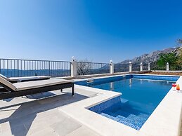 Villa in Gruda With Swimming Pool