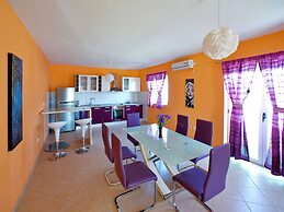 Modern Apartment in Bibinje With Pool