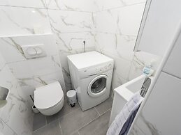 Modern Villa in Maslenica With Swimming Pool