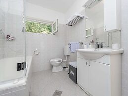 Modern Villa in Maslenica With Swimming Pool