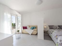 Modern Villa in Maslenica With Swimming Pool