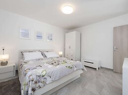 Modern Villa in Maslenica With Swimming Pool