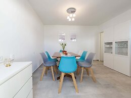 Modern Villa in Maslenica With Swimming Pool