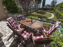 Charming Holiday Home in Turanj With Private Fenced Garden