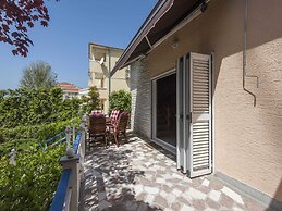 Charming Holiday Home in Turanj With Private Fenced Garden