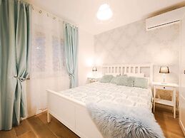 Villa in Pridraga With Pool and Five Person