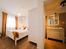 Villa in Pridraga With Pool and Five Person