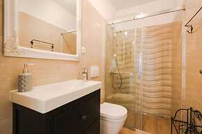 Villa in Pridraga With Pool and Five Person