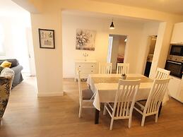 Villa in Pridraga With Pool and Five Person