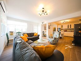 Villa in Pridraga With Pool and Five Person