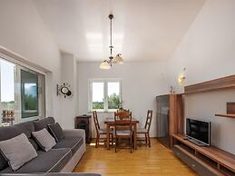 Modern Countryside Villa Near the Sea, Private Swimming Pool, Lovely G