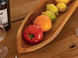 Modern Countryside Villa Near the Sea, Private Swimming Pool, Lovely G