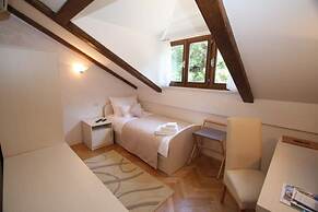 Villa on an Exclusive Location in Dubrovnik With Pool