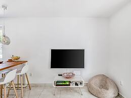 Comfortable Villa in Orebić with Garden near Seabeach