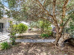 Comfortable Villa in Orebić with Garden near Seabeach