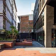 BED STATION HOSTEL KHAOSAN