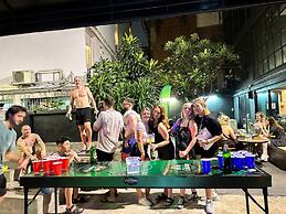 BED STATION HOSTEL KHAOSAN