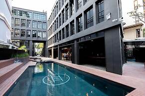 BED STATION HOSTEL KHAOSAN