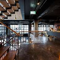 BED STATION HOSTEL KHAOSAN