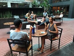 BED STATION HOSTEL KHAOSAN