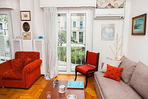Vintage Apartment in Downtown Athens