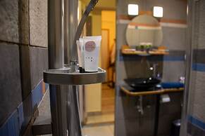 Handcrafted Unique Flat - Acropolis