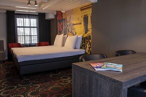 Eden Studios and Apartments