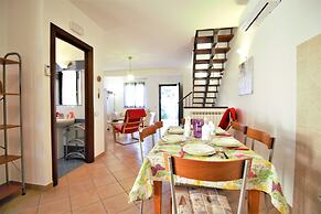 Holidaycasa Emiliano - Villa con Giardino Privato